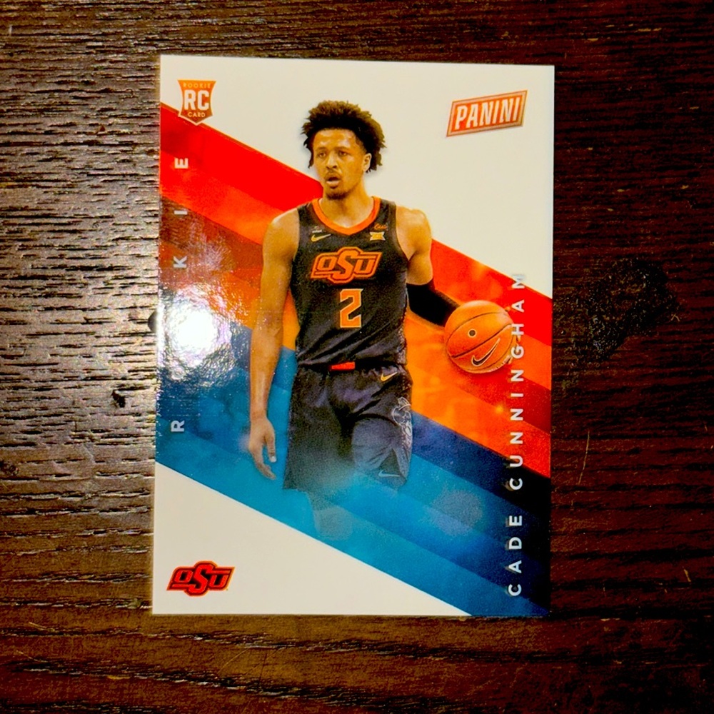 2022 Father’s Day pack Cade Cunningham rookie card. Rare pull.